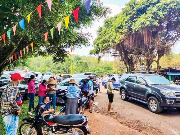 Đất nước không thể đi lên từ “buôn đất”